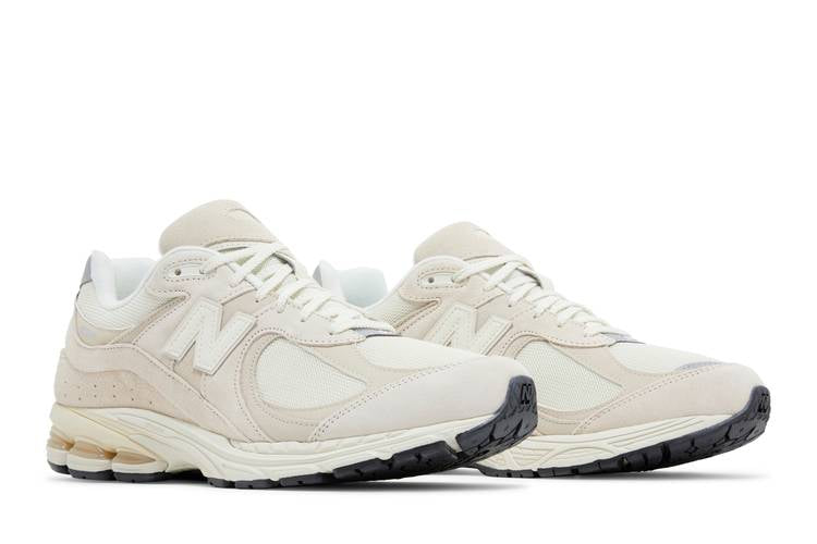 New Balance 2002R Calm Taupe - M2002RCC