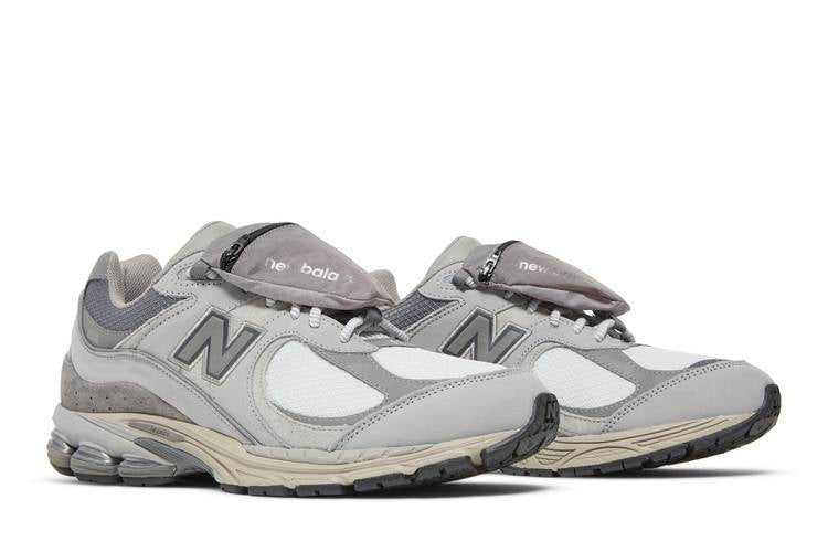 New Balance 2002R Pocket Grey - M2002RVC