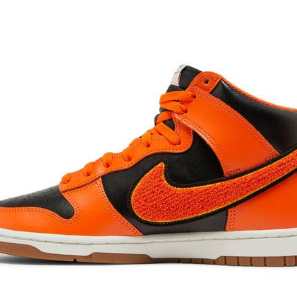 Nike Dunk High University Chenille Swoosh Safty Orange - DR8805-002