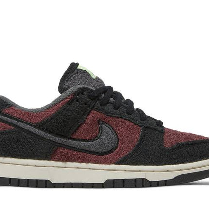 Nike Dunk Low SE Fleece Burgundy Crush - DQ7579-600