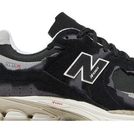 New Balance 2002R Protection Pack Black - M2002RDJ