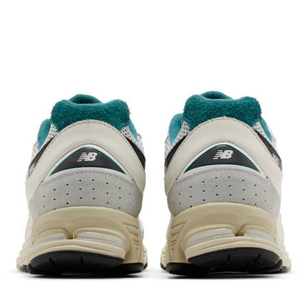 New Balance 2002R Sea Salt Vintage Teal - M2002RVD