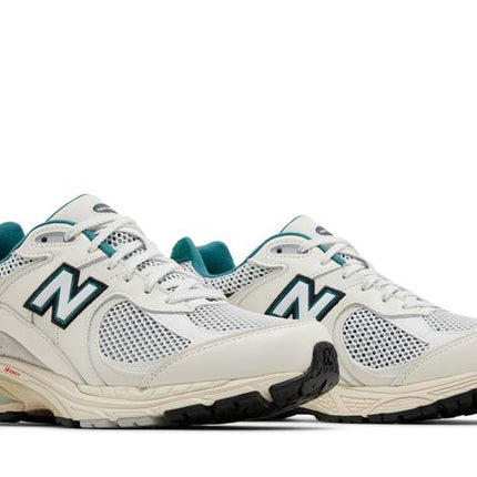 New Balance 2002R Sea Salt Vintage Teal - M2002RVD