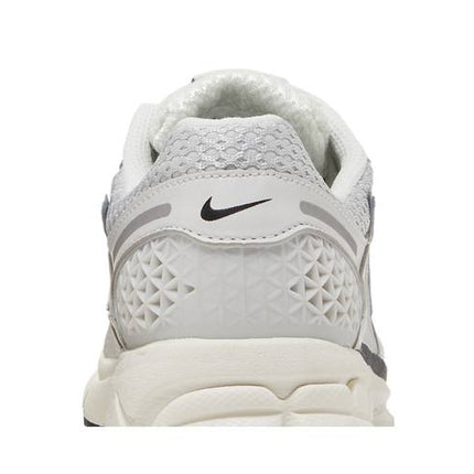 Nike Zoom Vomero 5 Photon Dust - FD0884-025