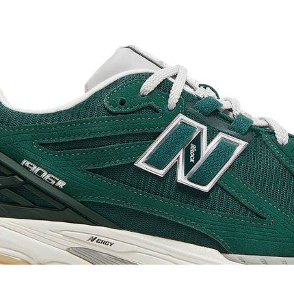 New Balance 1906R Green Suede Metallic Silver - M1906RX