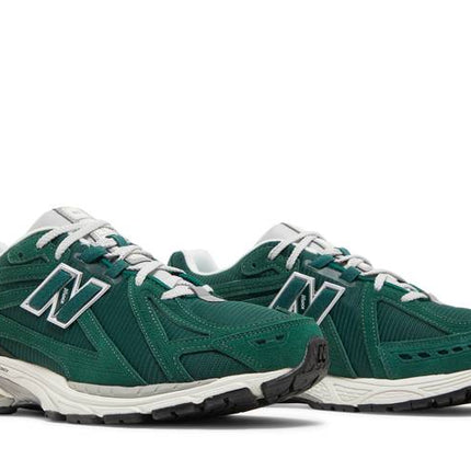 New Balance 1906R Green Suede Metallic Silver - M1906RX