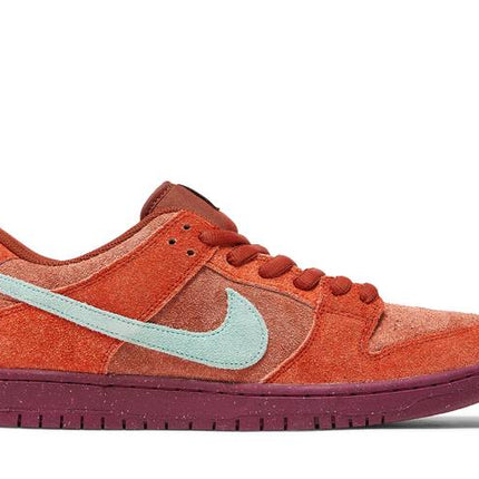 Nike SB Dunk Low Mystic Red - DV5429-601