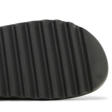 Adidas Yeezy Slide Dark Onyx - ID5103