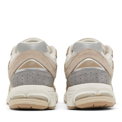 New Balance 2002R Driftwood Sandstone - M2002RSI