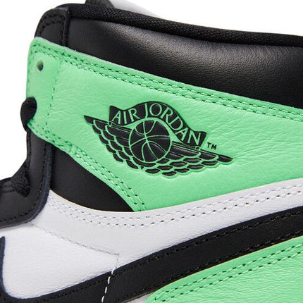 Air Jordan Air Jordan 1 Retro High OG Green Glow - FD1437-130 / DZ5485-130