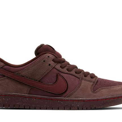 Nike SB Dunk Low City Of Love Burgundy Crush - FN0619-600