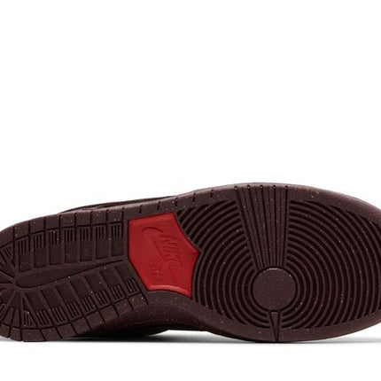 Nike SB Dunk Low City Of Love Burgundy Crush - FN0619-600