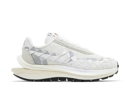 Nike Vaporwaffle Woven Sacai Jean Paul Gaultier White - DR5209-100