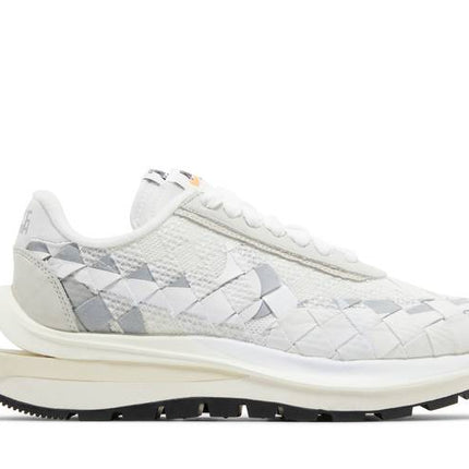 Nike Vaporwaffle Woven Sacai Jean Paul Gaultier White - DR5209-100