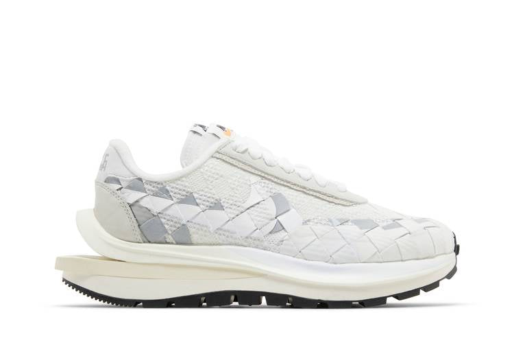 Nike Vaporwaffle Woven Sacai Jean Paul Gaultier White - DR5209-100