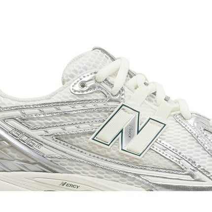 New Balance 1906R Silver Metallic Cream - M1906REE