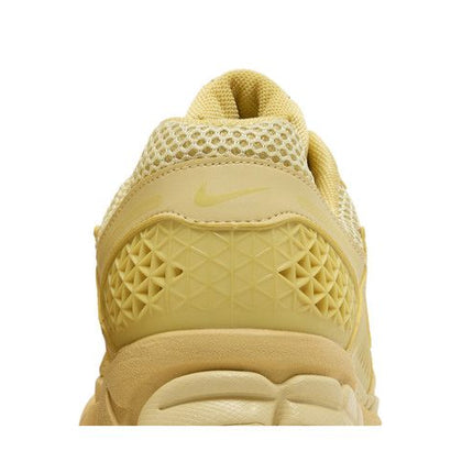 Nike Zoom Vomero 5 Saturn Gold - FQ7079-700