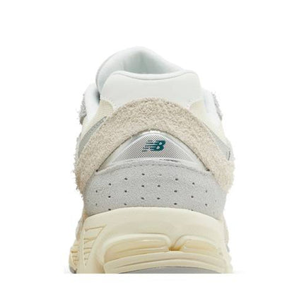 New Balance 2002R Linen - M2002REK