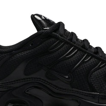 Nike Air Max Plus Triple Black - 604133-050 / CD0609-001