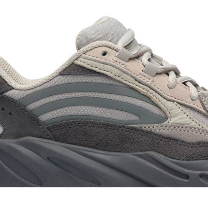 Adidas Yeezy 700 V2 Tephra - FU7914