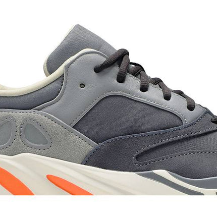 Adidas Yeezy 700 Magnet - undefined