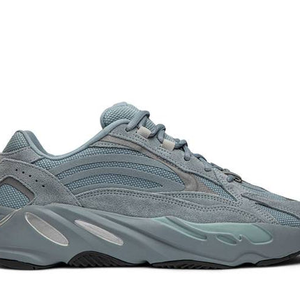 Adidas Yeezy 700 V2 Hospital Blue - undefined