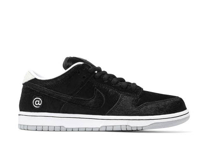 Nike SB Dunk Low BE@RBRICK Medicom Toy - CZ5127-001