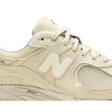 New Balance 2002R Light Bone Aluminium - ML2002RE