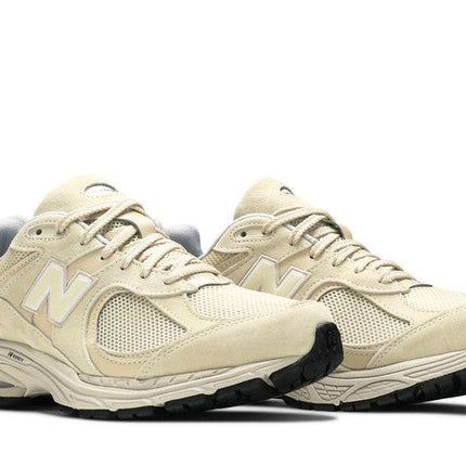 New Balance 2002R Light Bone Aluminium - ML2002RE