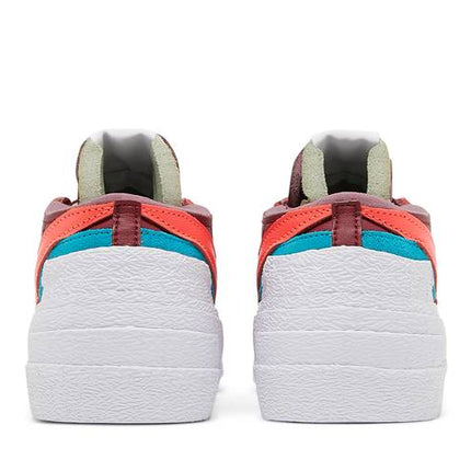 Nike Blazer Low Sacai Kaws Team Red - DM7901-600