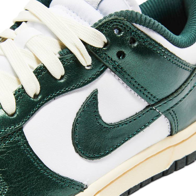 Nike Dunk Low Vintage Green - DQ8580-100