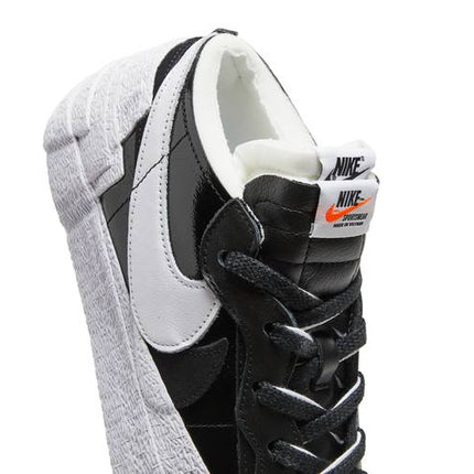 Nike Blazer Low Sacai Black Patent - DM6443-001