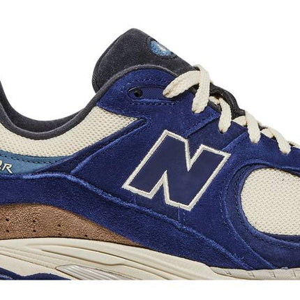 New Balance 2002R Navy Cream - M2002RG