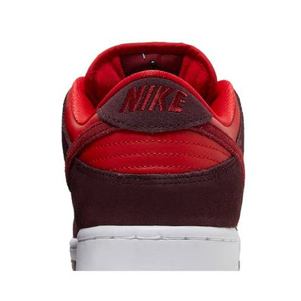 Nike SB Dunk Low Cherry - DM0807-600