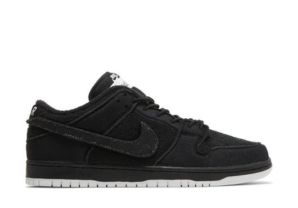 Nike SB Dunk Low Gnarhunters - DH7756-010