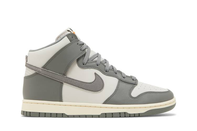 Nike Dunk High Vintage Light Bone Grey - DM0582-001