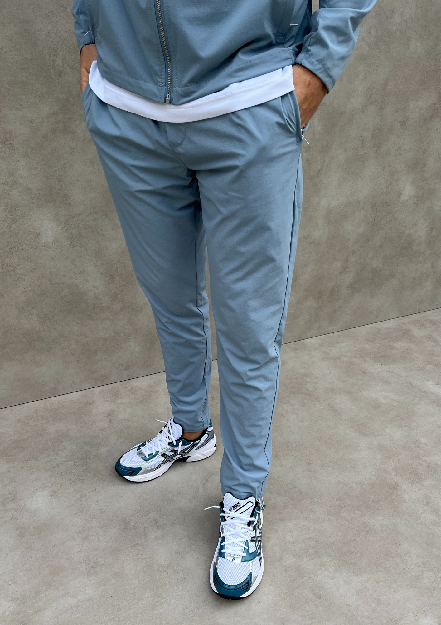 The Phantom Tech Pants in Blue