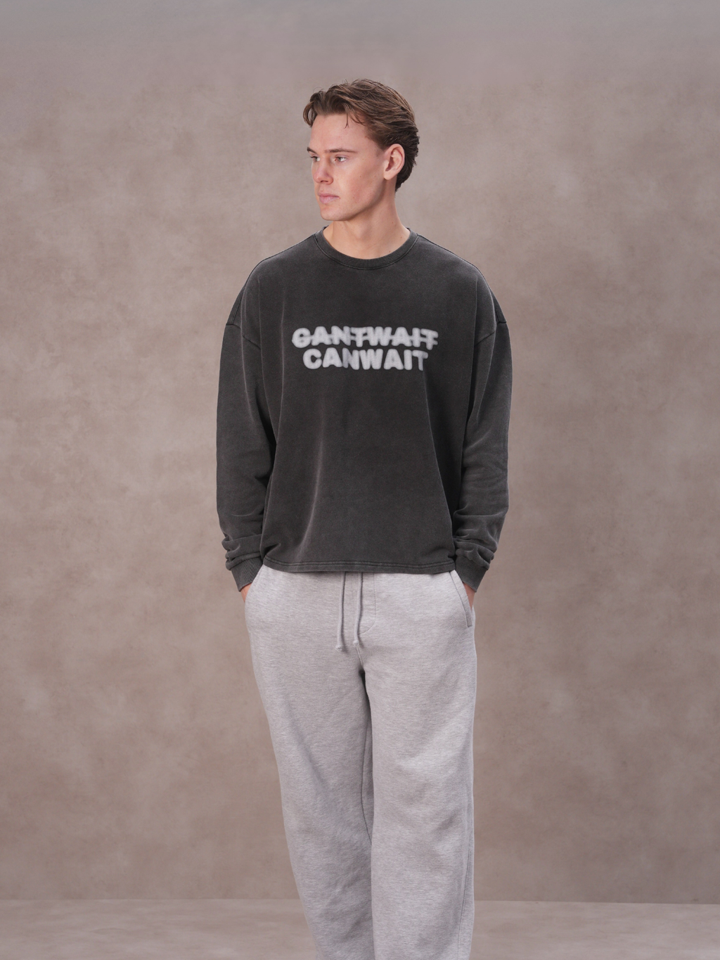 The Washed Wait Longsleeve White