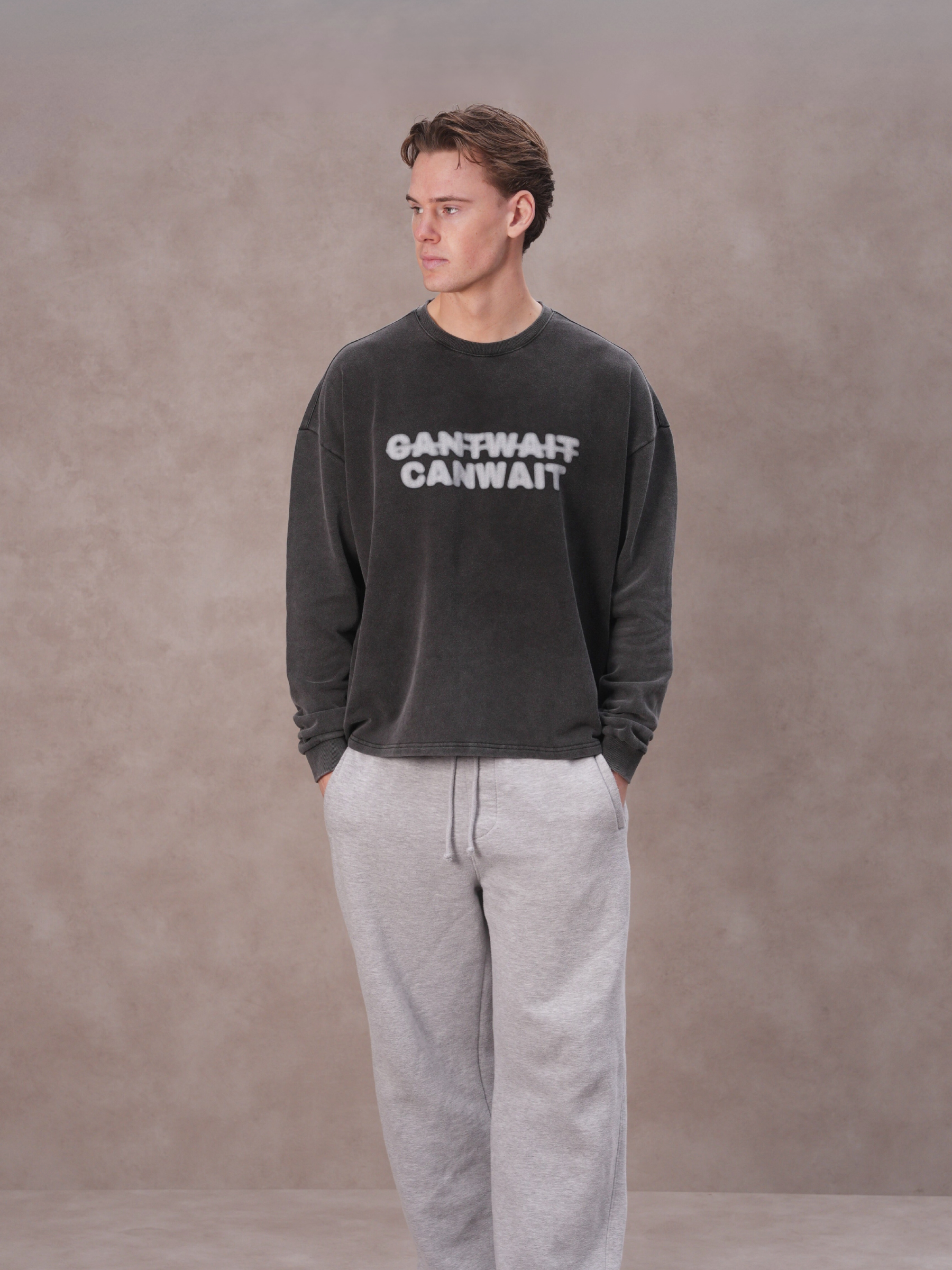 The Washed Wait Longsleeve White