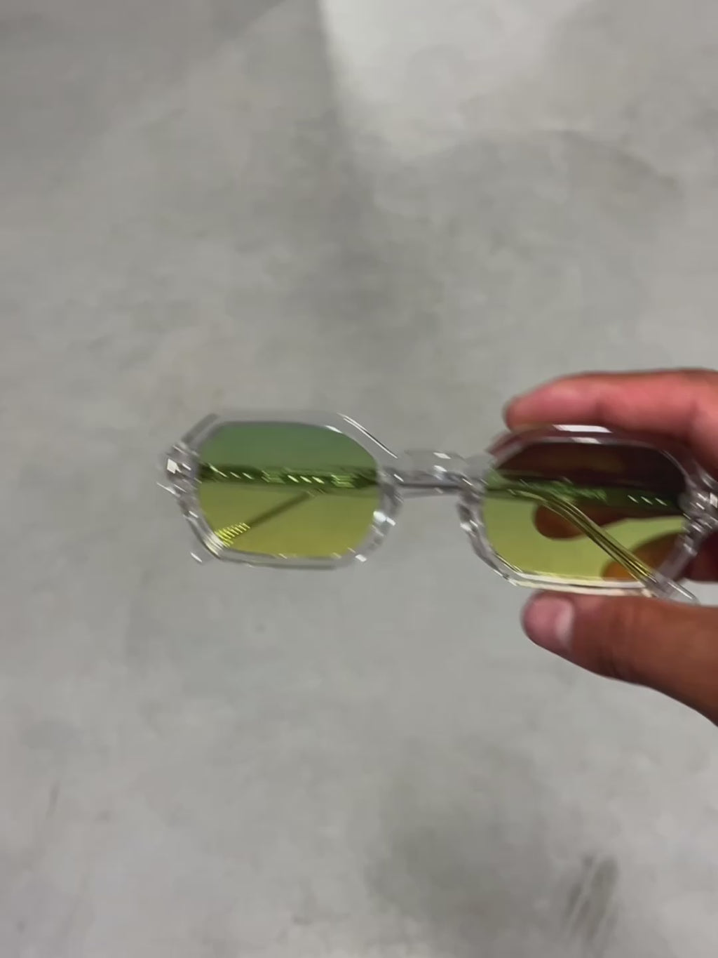 LYZON - Yellow Green